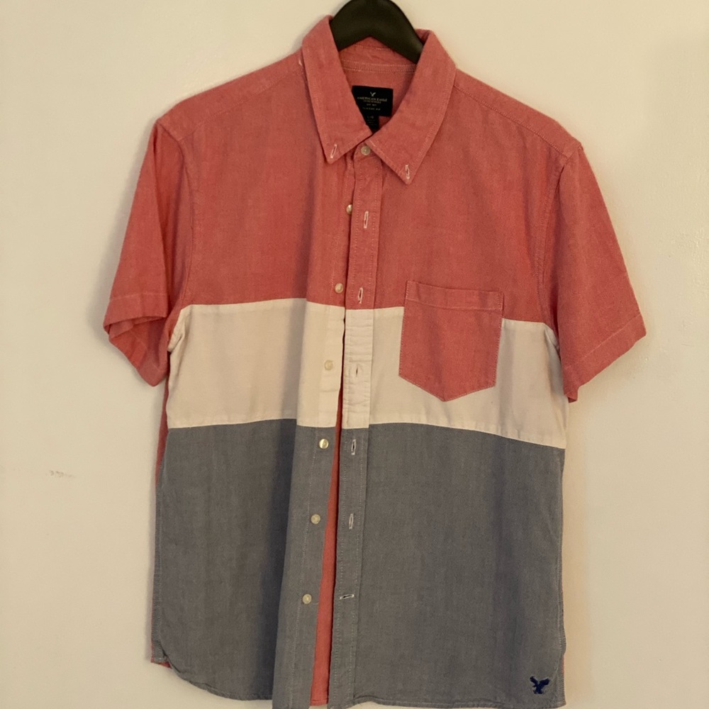 American Eagle short sleeve button down